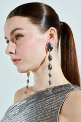DRIPPIN EARRING