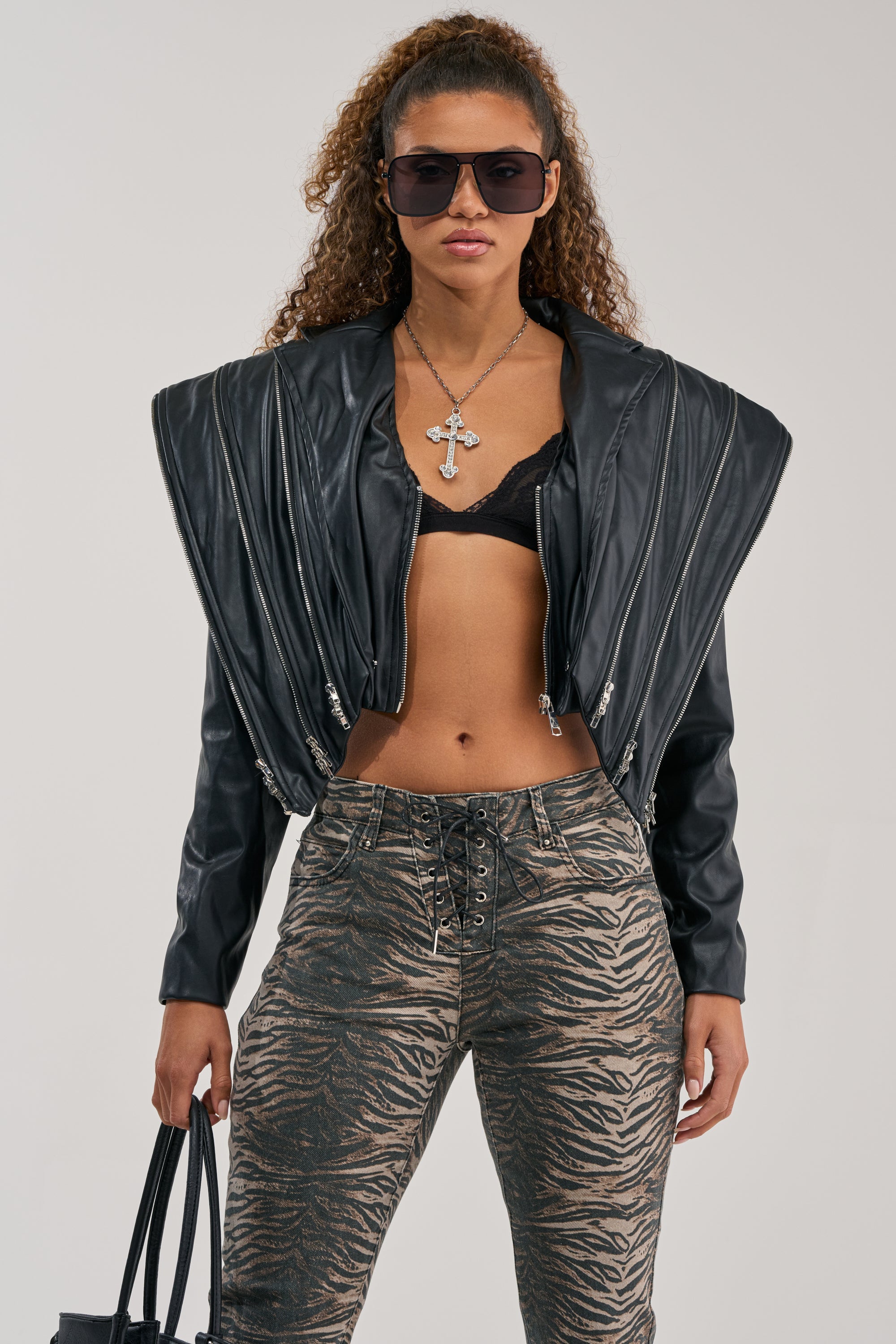 COSMO ZIPPER MOTO