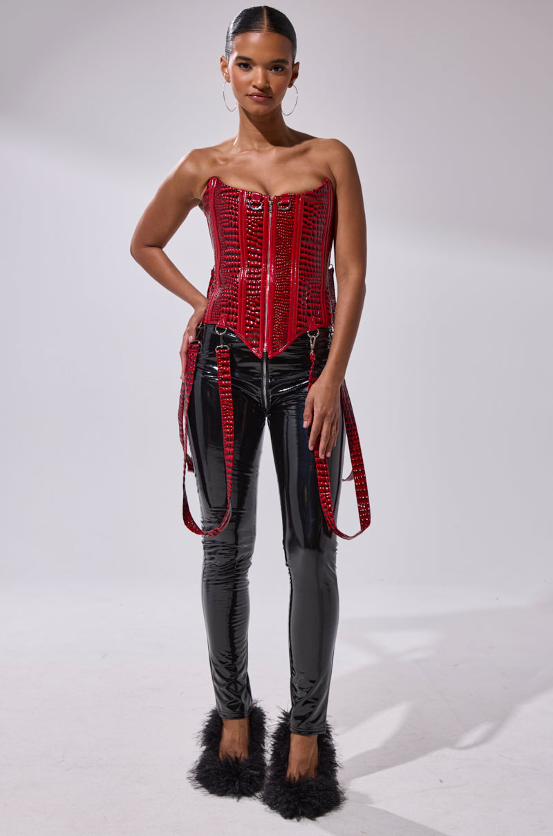 DROP IT LIKE ITS HOT VINYL LEGGING WITH ZIPPER