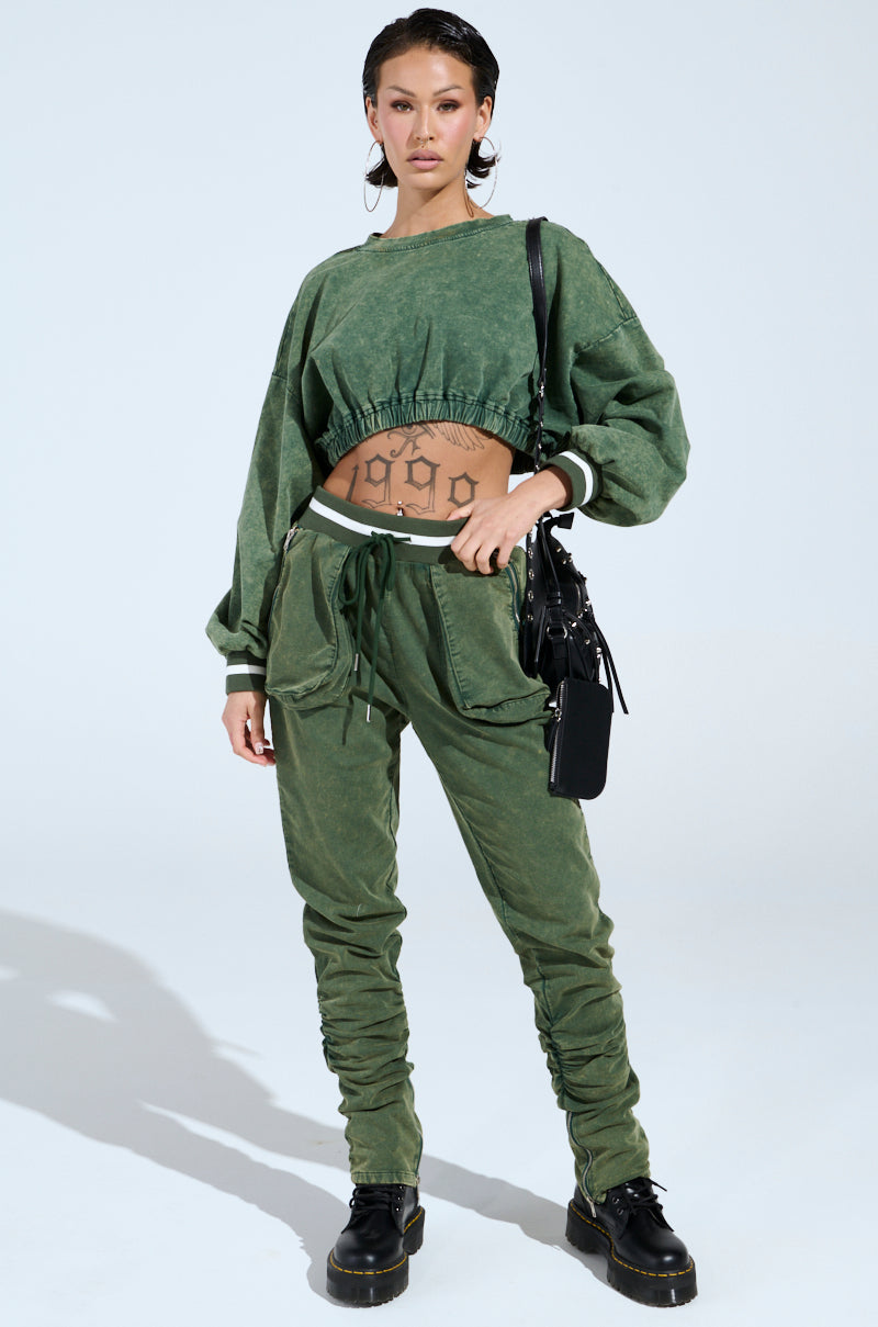 DUSTIN CROPPED CREW