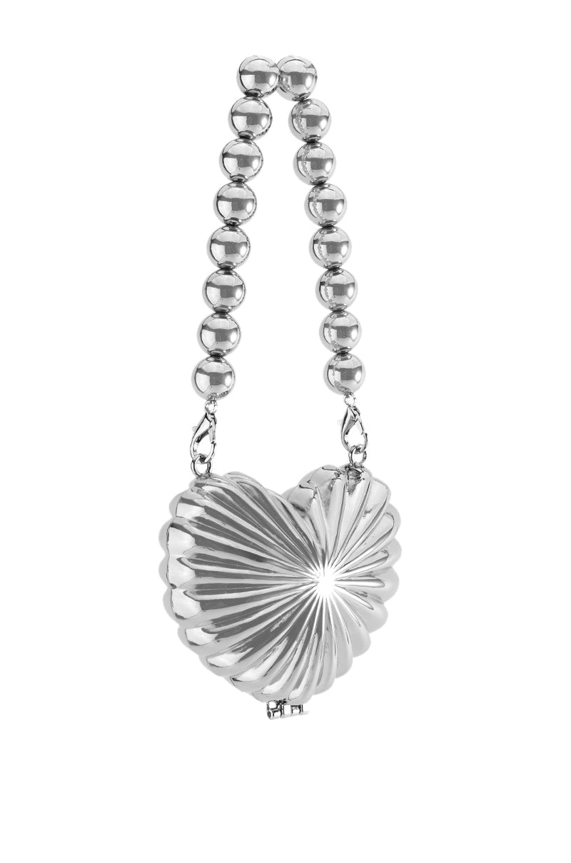 ASH OVERSIZED LOCKET CHAIN