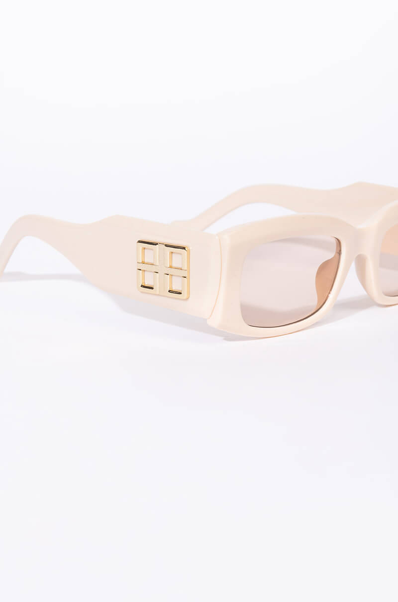 BIG BALLER SUNNIES