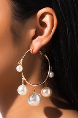 DOMINICANA PEARL HOOP EARRING