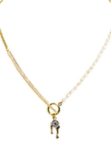 DRIP DROP PEARL PENDANT NECKLACE IN GOLD