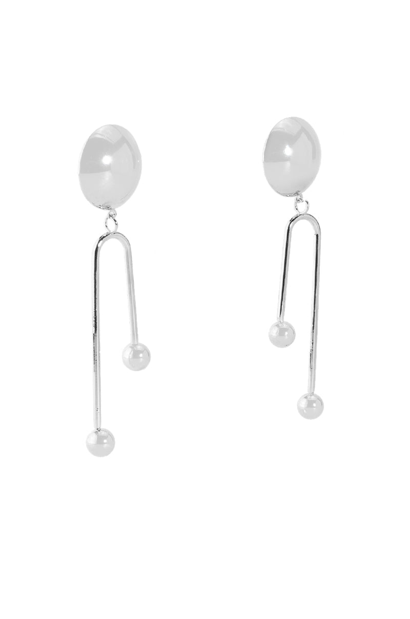 DROP EARRINGS